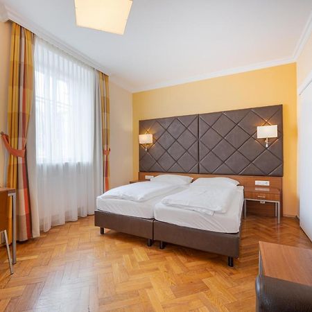 Villa Ceconi By Das Gruene Hotel Zur Post - 100% Bio Salzburg Kültér fotó