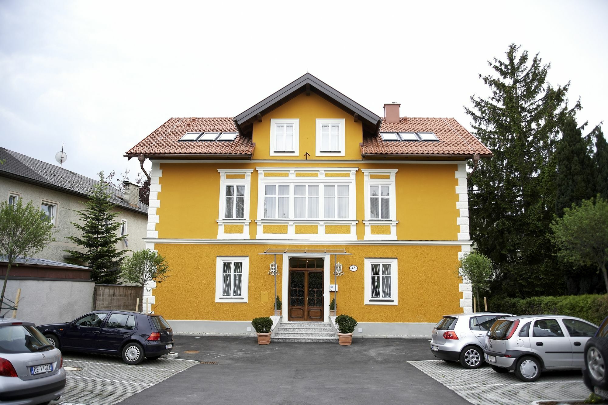 Villa Ceconi By Das Gruene Hotel Zur Post - 100% Bio Salzburg Kültér fotó